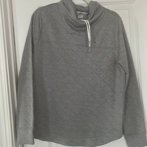 Vineyard Vines sweatshirt